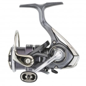 Daiwa EXCELER 2020 LT 2000 XH Haspel
