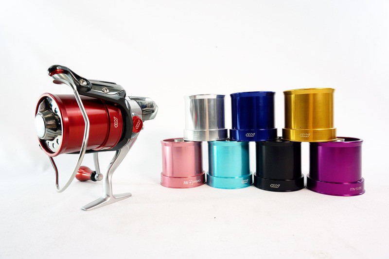 Bobine Droite en Aluminium Daiwa Tournament Basia DCR6